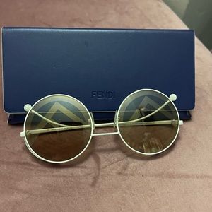Fendi Fendirama Sunglasses